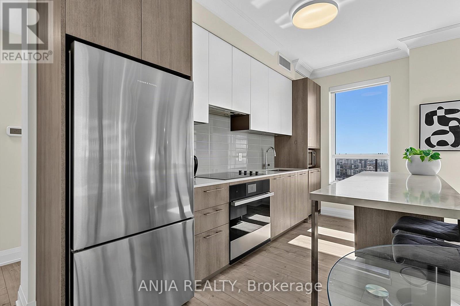 2705 - 18 Water Walk Drive, Markham, Ontario  L3R 6L5 - Photo 13 - N13885466