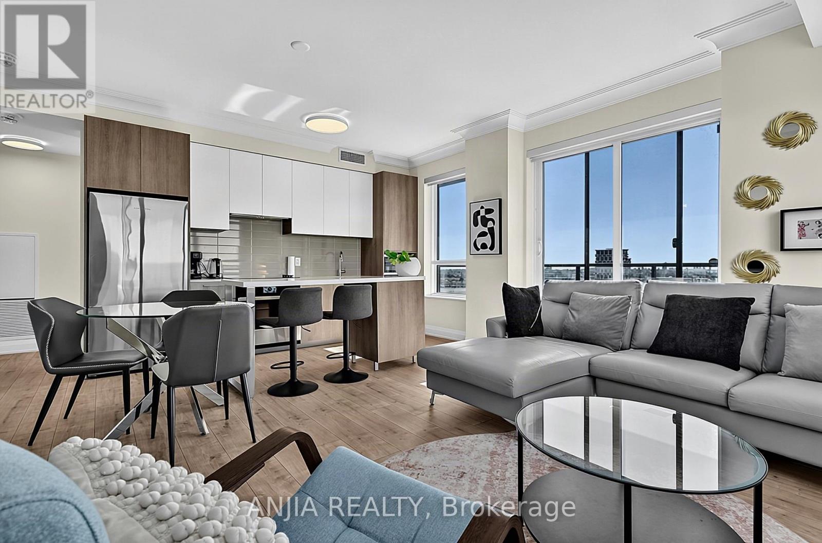 2705 - 18 Water Walk Drive, Markham, Ontario  L3R 6L5 - Photo 8 - N13885466