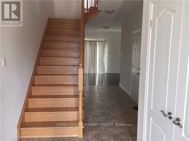 256 Andrews Trail, Milton, Ontario  L9T 6S6 - Photo 3 - W13885456