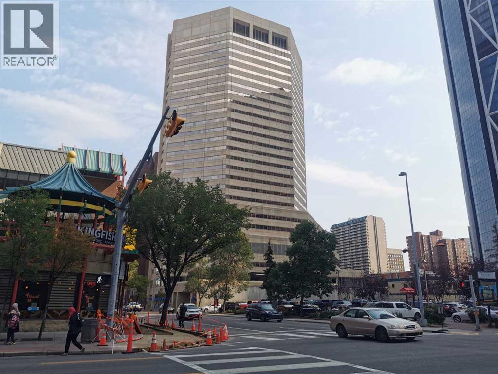 218, 328 Centre Street SE, Calgary, Alberta
