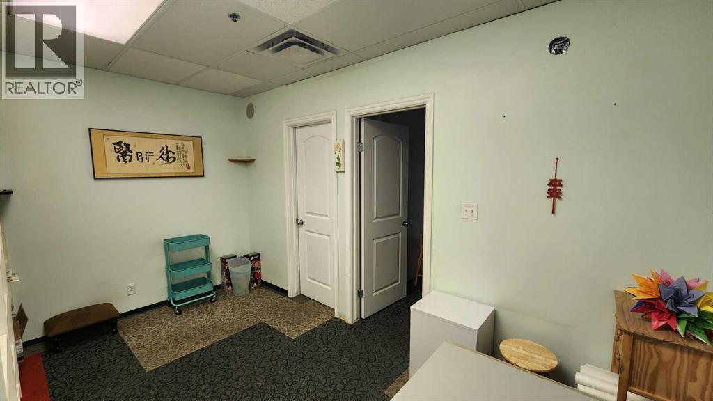 218, 328 Centre Street SE, Calgary, Alberta  T2G 4X6 - Photo 25 - A2266912