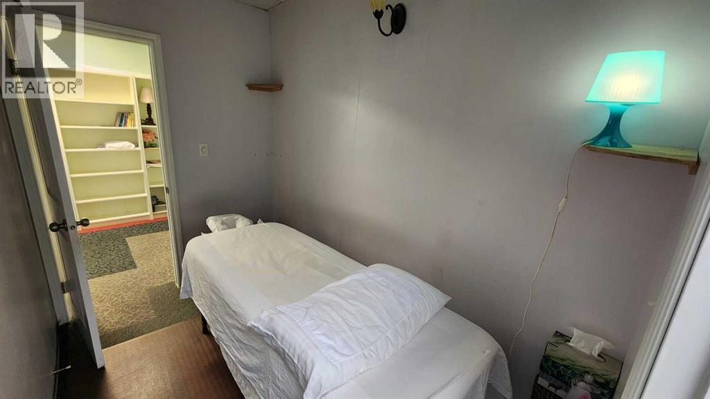 218, 328 Centre Street SE, Calgary, Alberta  T2G 4X6 - Photo 33 - A2266912