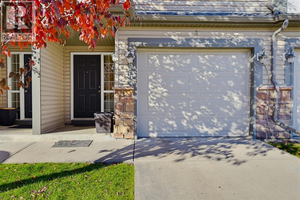 16 Eversyde Park Sw, Calgary, Alberta  T2Y 5G8 - Photo 4 - A2351533
