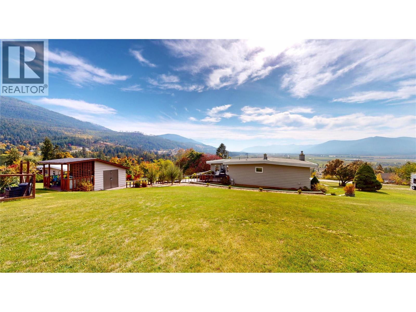 1030 Monrose Road, Creston, British Columbia  V0B 2N2 - Photo 11 - 10402175