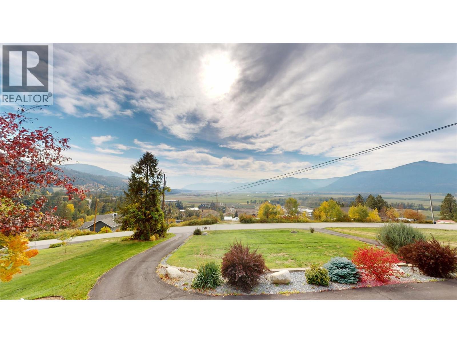1030 Monrose Road, Creston, British Columbia  V0B 2N2 - Photo 5 - 10402175