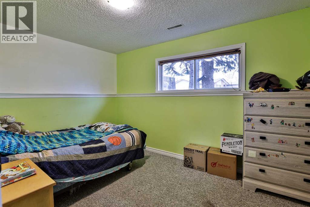 186 Oxford Road W