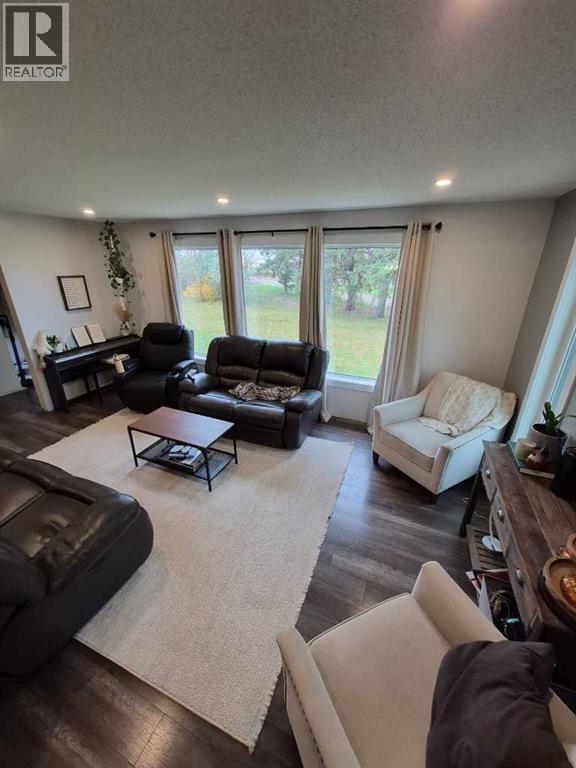 172075 Township Road 90
