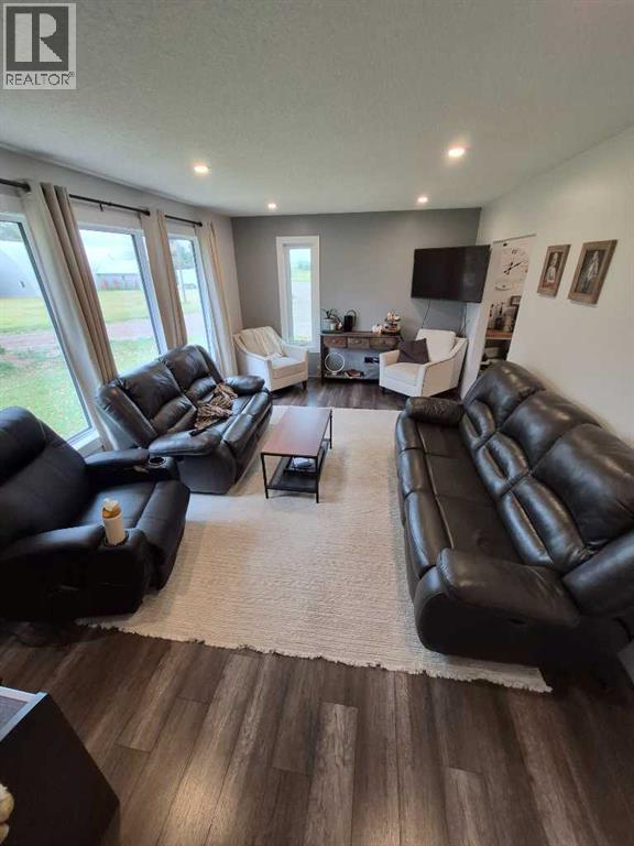 172075 Township Road 90