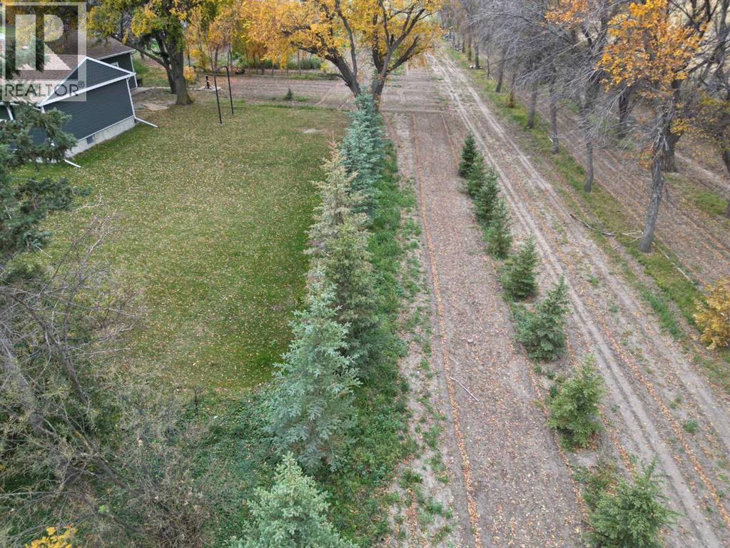 172075 Township Road 90