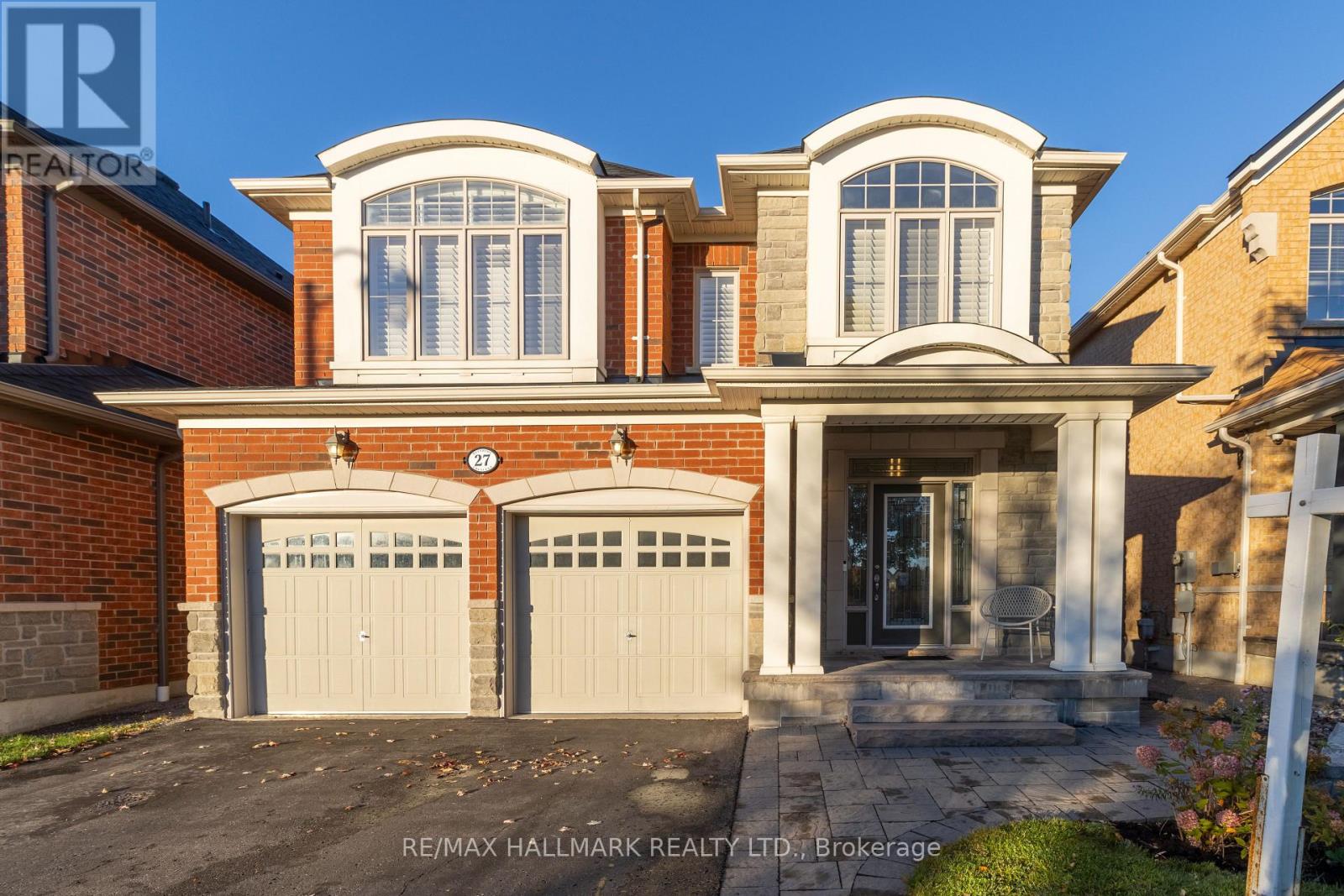 27 Beverton Crescent, Ajax, Ontario  L1T 0L8 - Photo 3 - E13885488