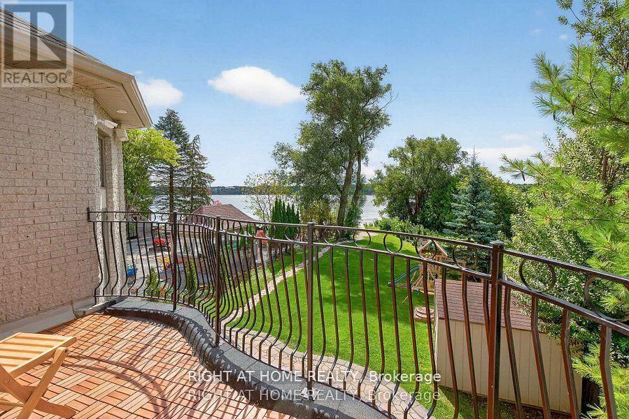 429 North Lake Road, Richmond Hill, Ontario  L4E 3A7 - Photo 23 - N13885476