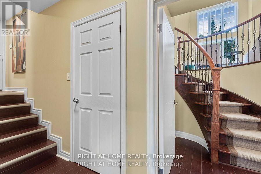429 North Lake Road, Richmond Hill, Ontario  L4E 3A7 - Photo 30 - N13885476