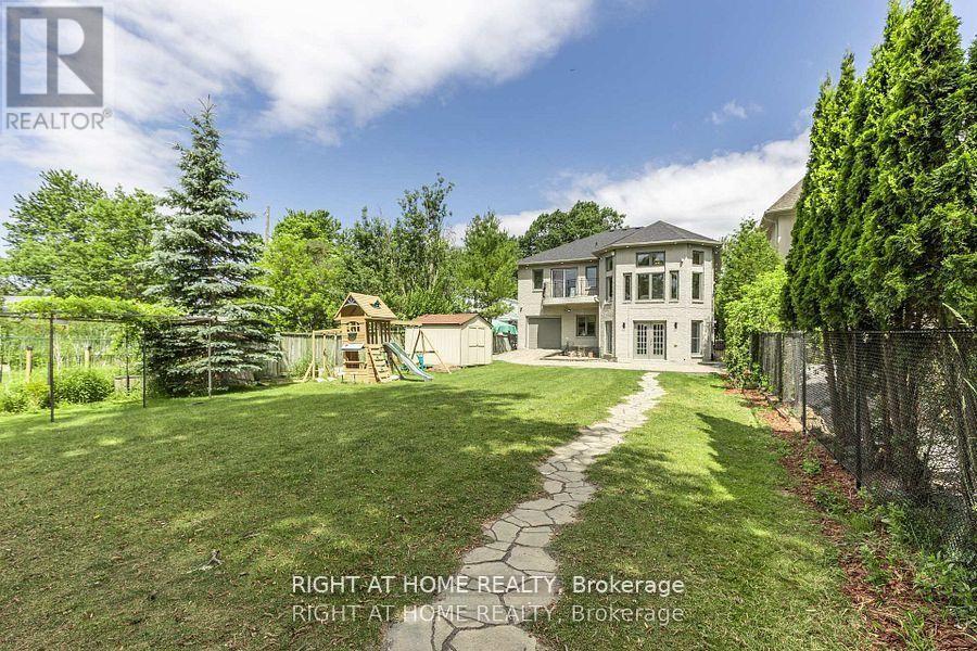 429 North Lake Road, Richmond Hill, Ontario  L4E 3A7 - Photo 45 - N13885476