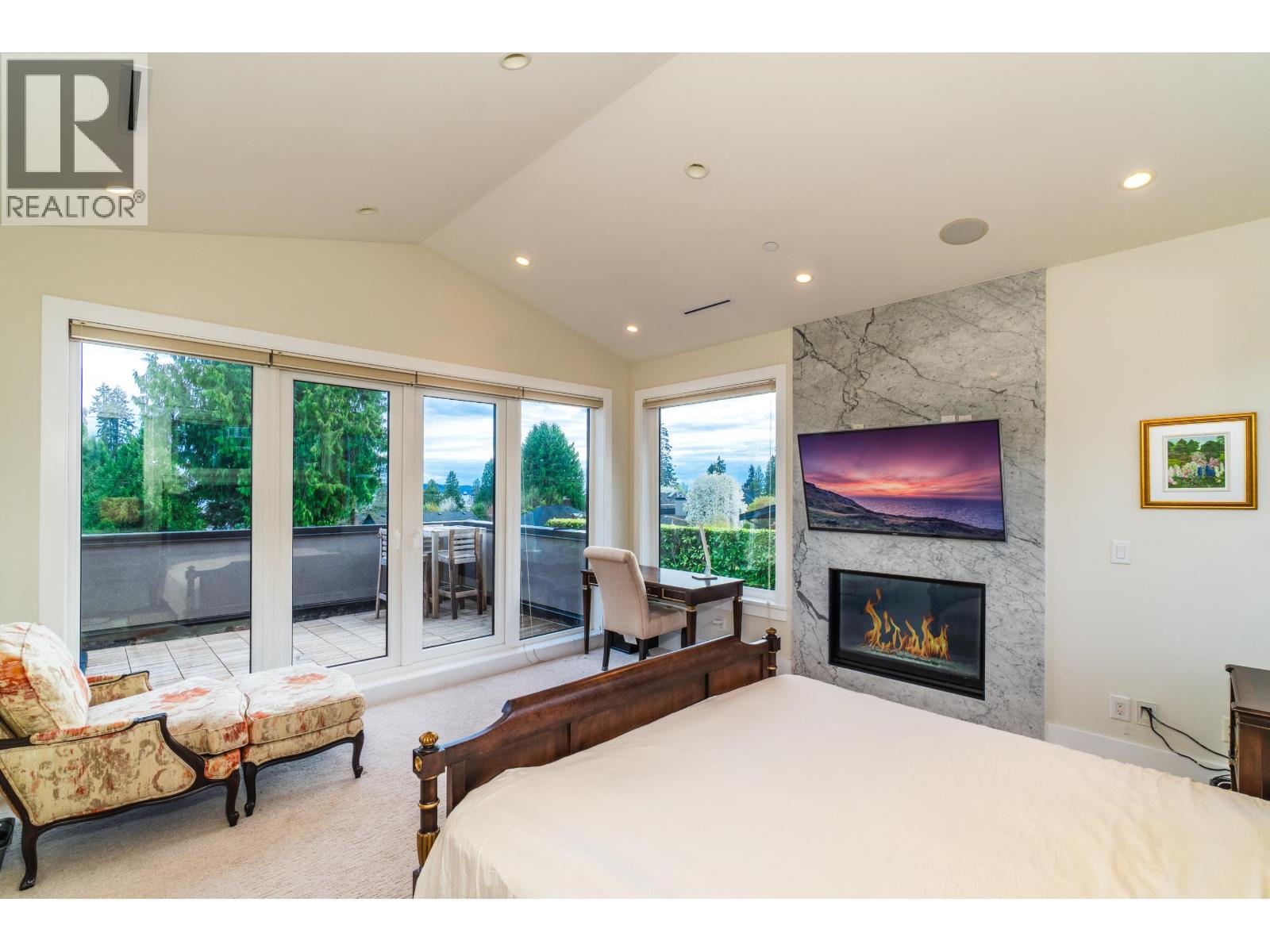 2408 Mathers Avenue, West Vancouver, British Columbia  V7V 2H8 - Photo 16 - R3174314