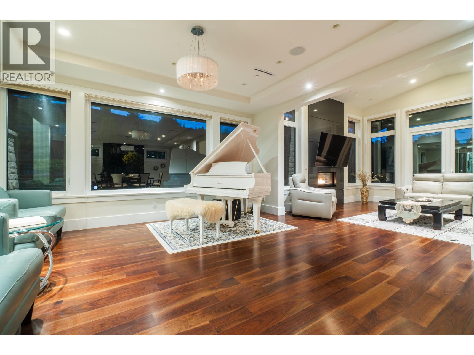 2408 Mathers Avenue, West Vancouver, British Columbia  V7V 2H8 - Photo 4 - R3174314