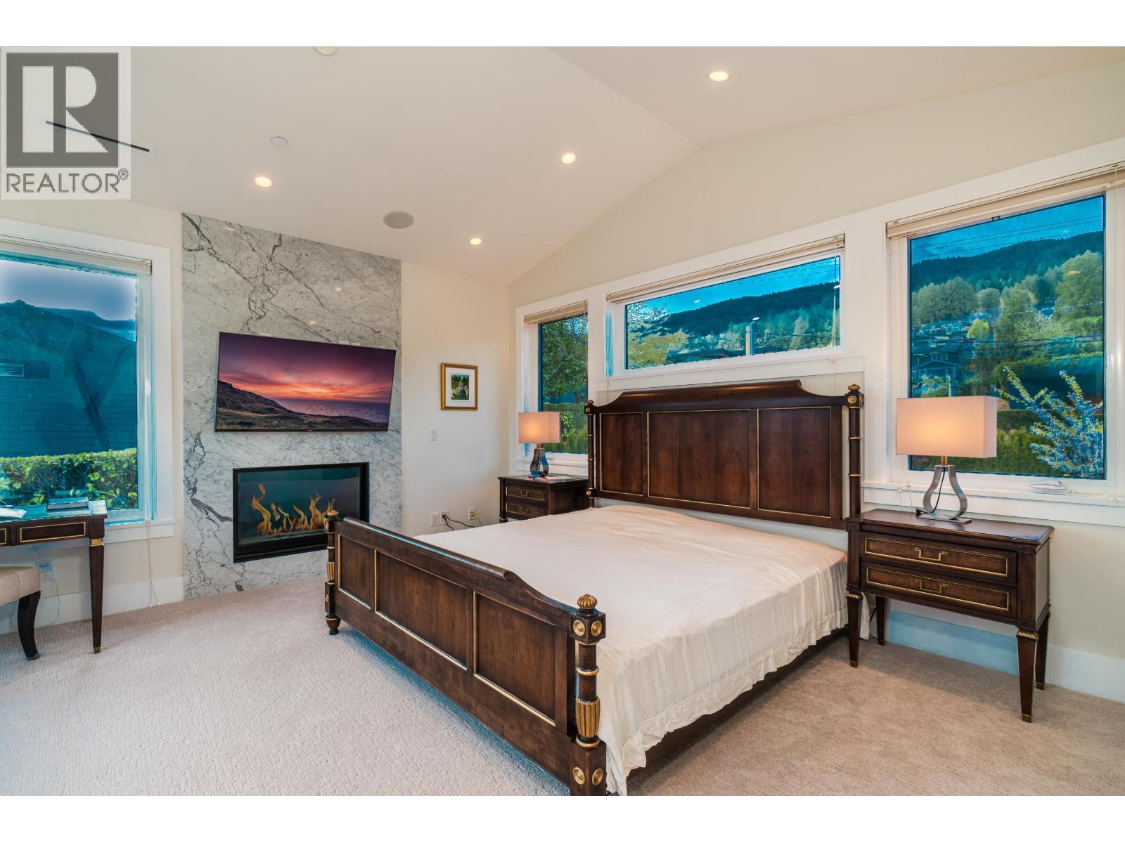 2408 Mathers Avenue, West Vancouver, British Columbia  V7V 2H8 - Photo 15 - R3174314