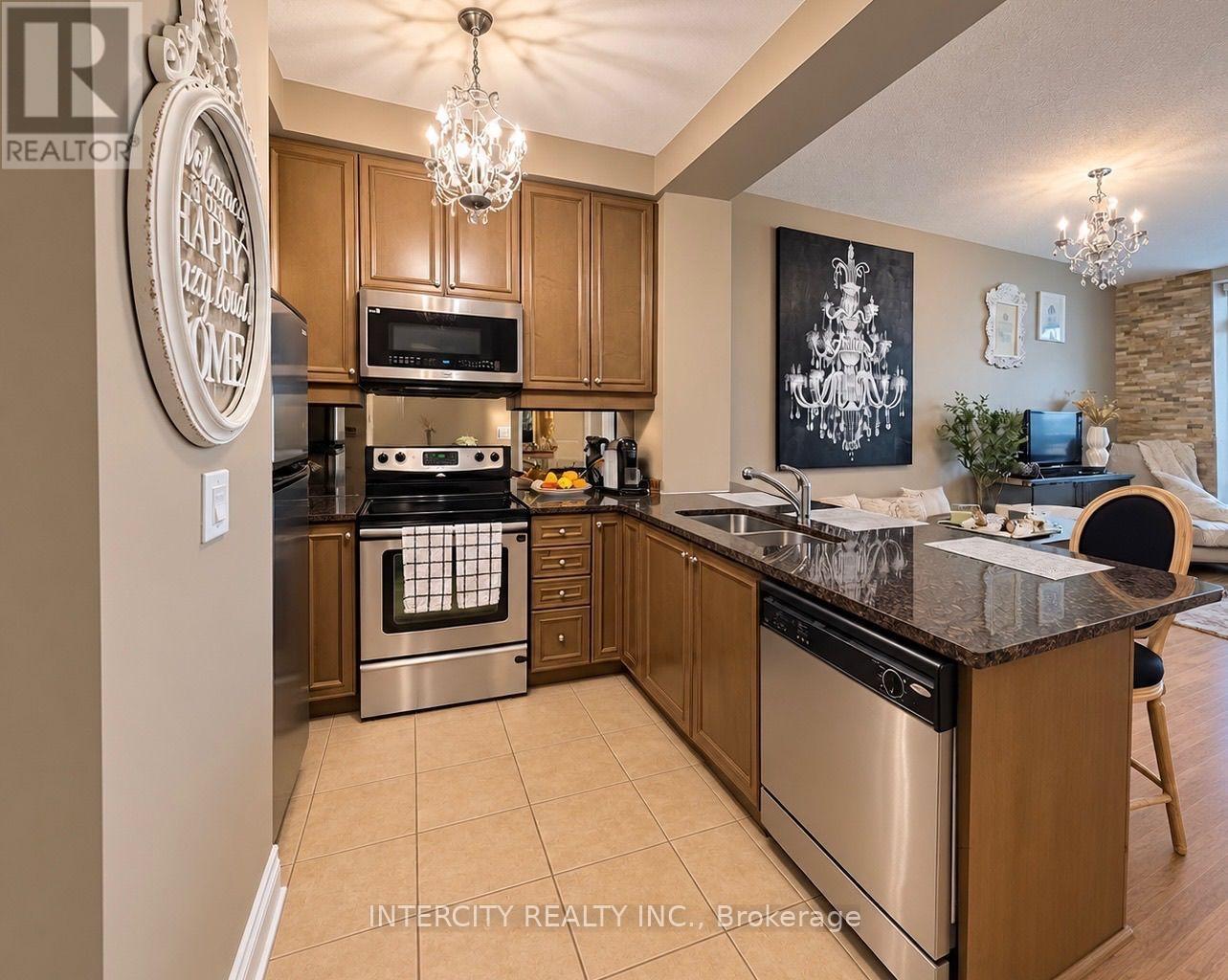 1204 - 9235 Jane Street, Vaughan, Ontario  L6A 0J8 - Photo 3 - N13884914