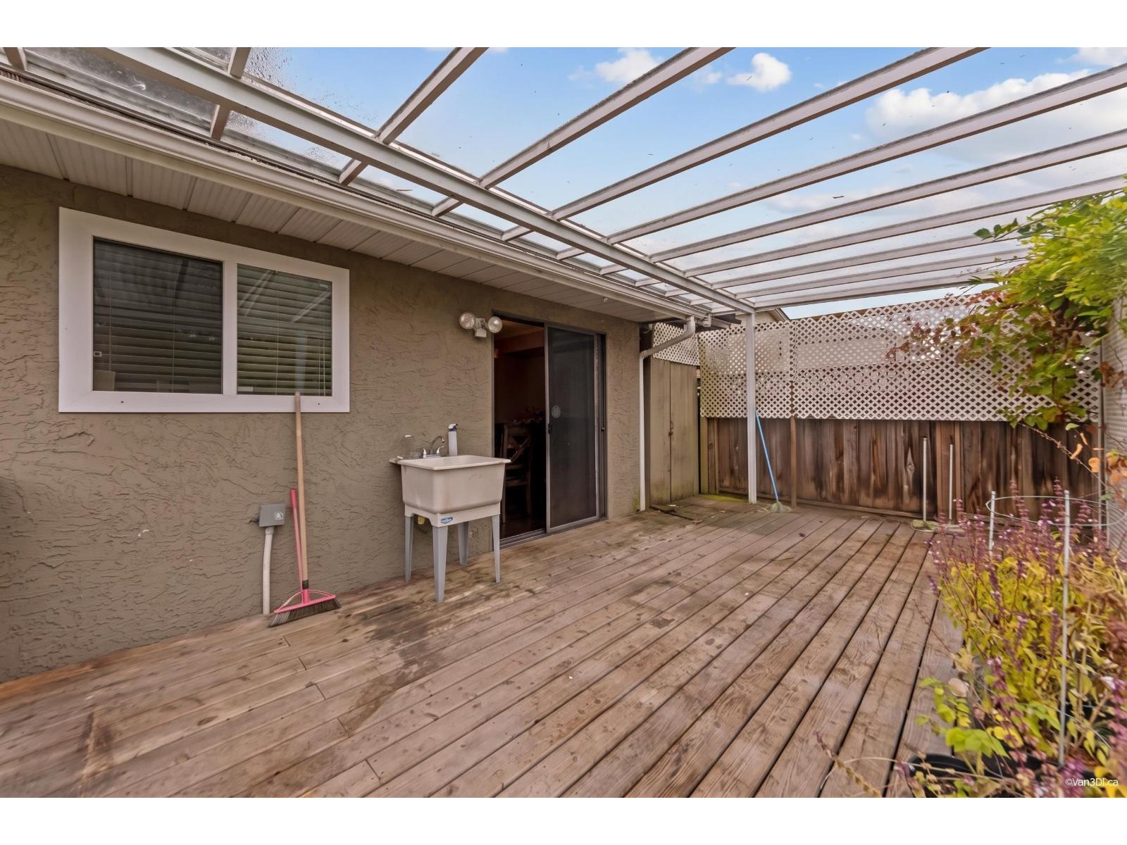 13565 67 Avenue, Surrey, British Columbia  V3W 2B8 - Photo 2 - R3174409