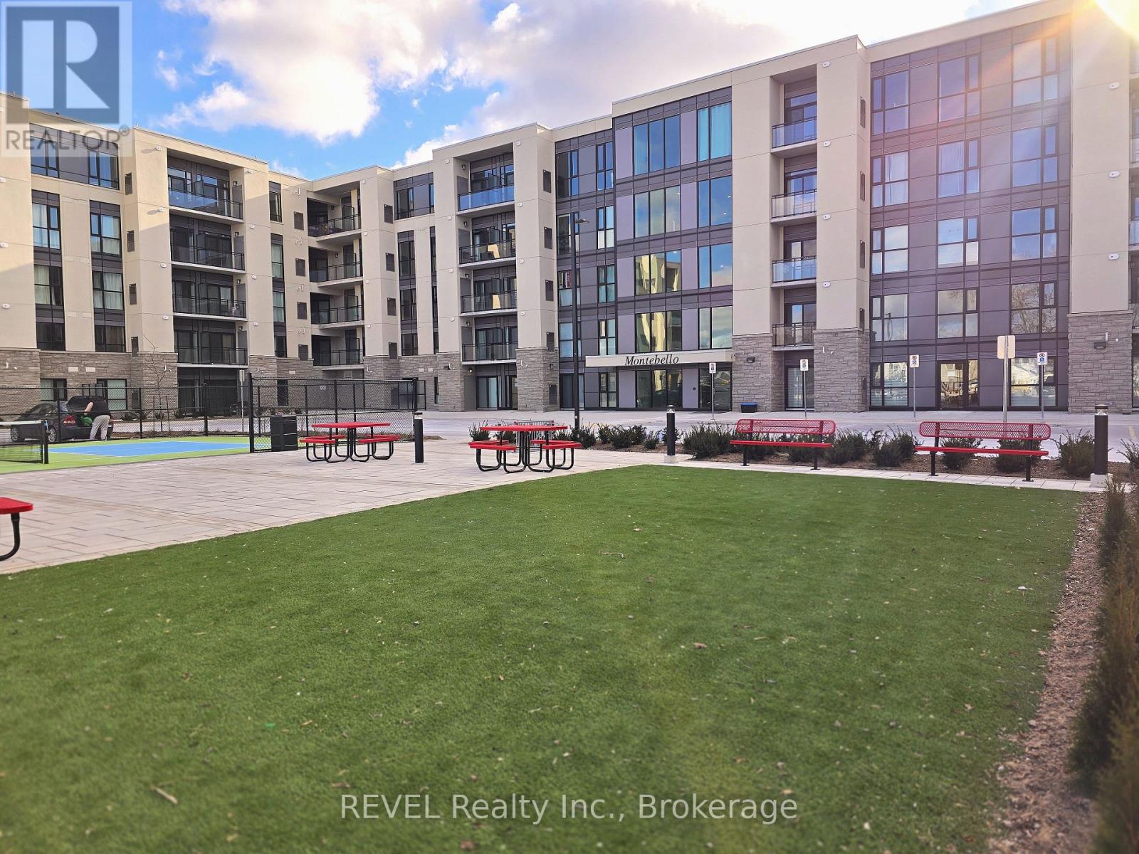 140 - 50 Herrick Avenue, St. Catharines (Oakdale), Ontario  L2P 0G3 - Photo 2 - X13885544
