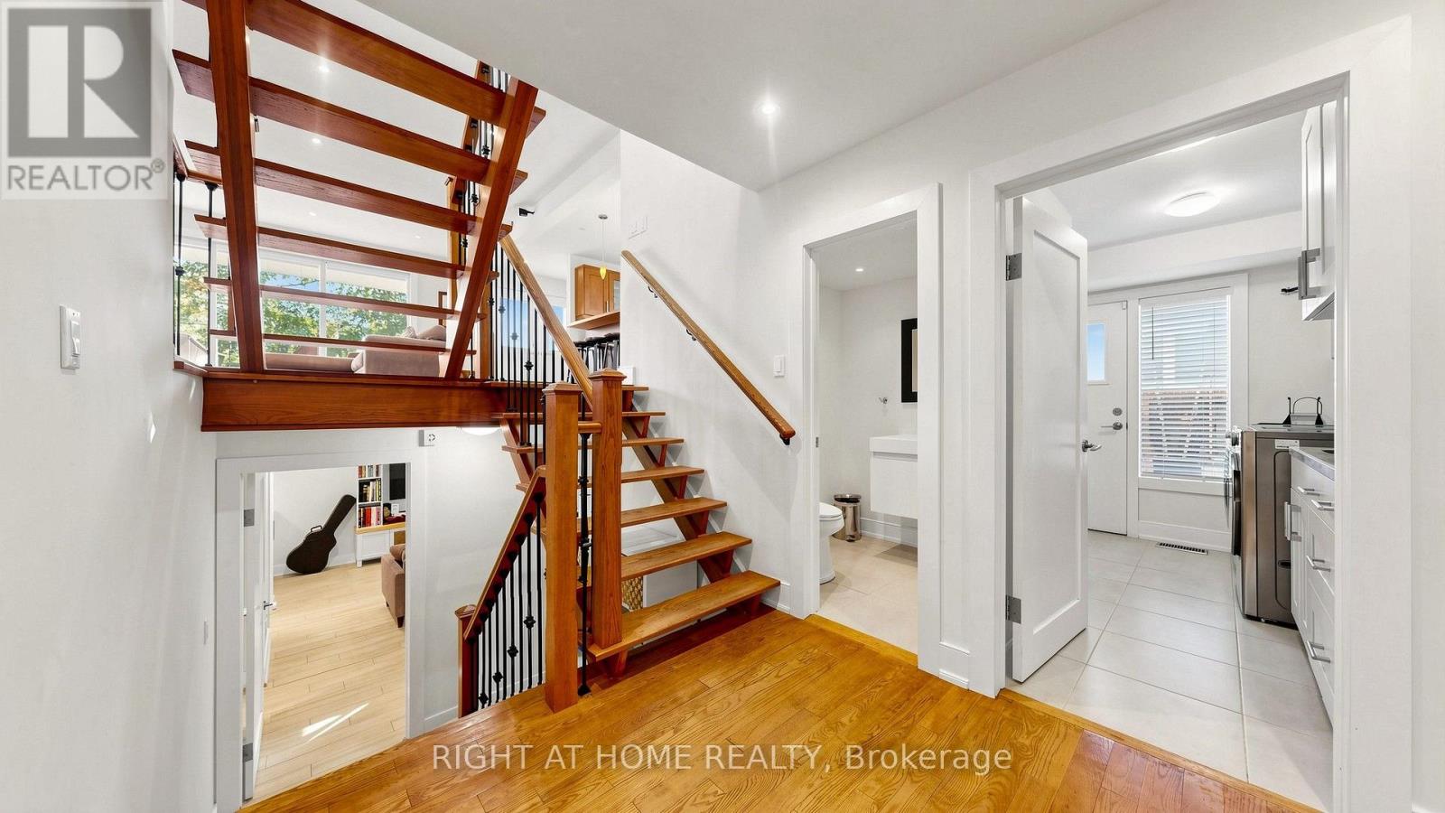 24 Stonedene Boulevard, Toronto, Ontario  M2R 3C7 - Photo 28 - C13885504