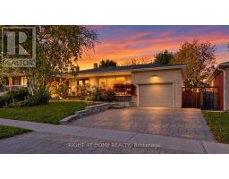 24 STONEDENE BOULEVARD, Toronto, Ontario