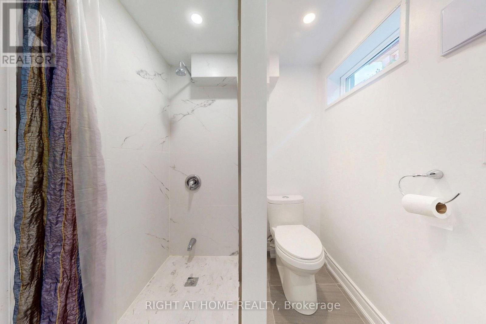 202 Waterloo Avenue, Toronto, Ontario  M3H 3Z2 - Photo 43 - C13885506