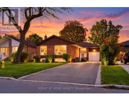 202 WATERLOO AVENUE, Toronto, Ontario