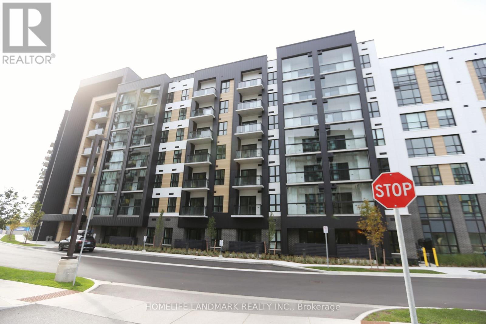 713 - 3008 William Cutmore Boulevard, Oakville, Ontario  L6H 8E7 - Photo 12 - W13885498
