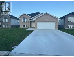 392 HEMLOCK LANE Unit# UPPER, Lakeshore, Ontario