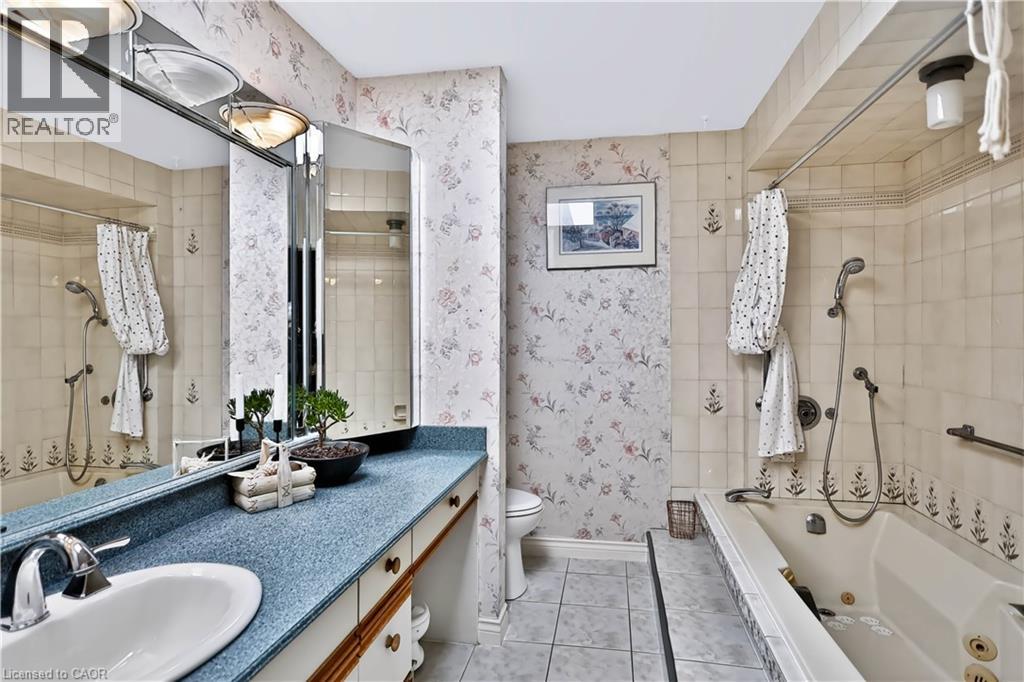 22 Oakridge Drive, Stoney Creek, Ontario  L8G 2T6 - Photo 30 - 40867832