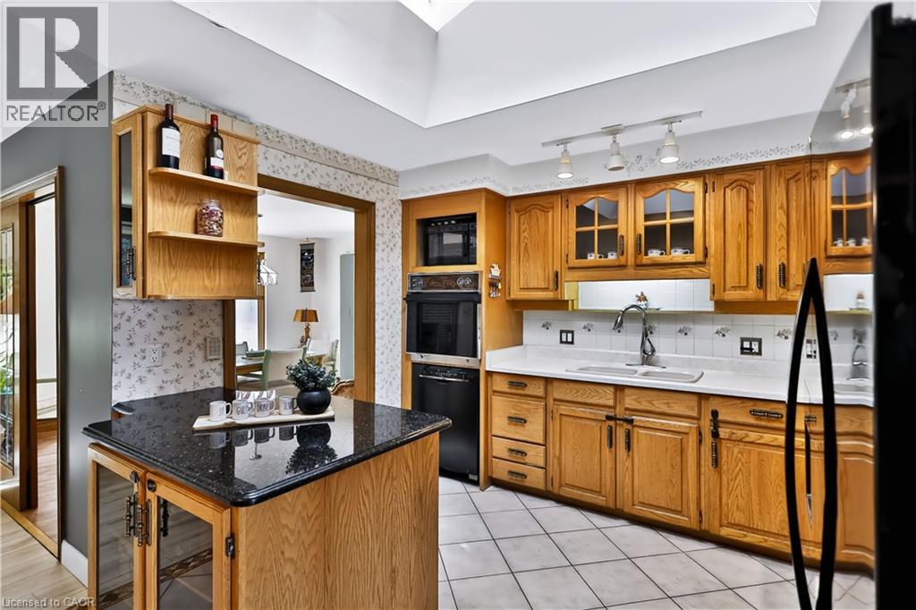 22 Oakridge Drive, Stoney Creek, Ontario  L8G 2T6 - Photo 17 - 40867832