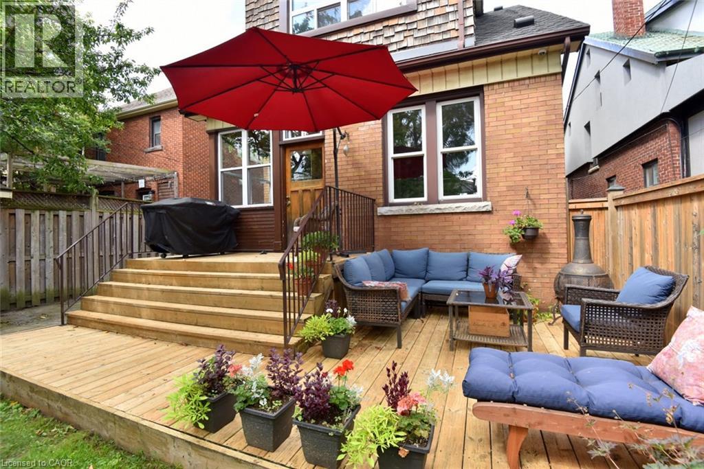 70 Kensington Avenue N, Hamilton, Ontario  L8L 7N9 - Photo 39 - 40869449