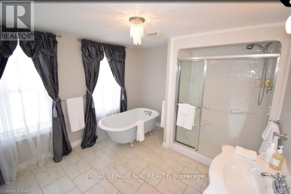Front - 79 Johnson Street, Niagara-On-The-Lake, Ontario  L0S 1J0 - Photo 17 - X13885554