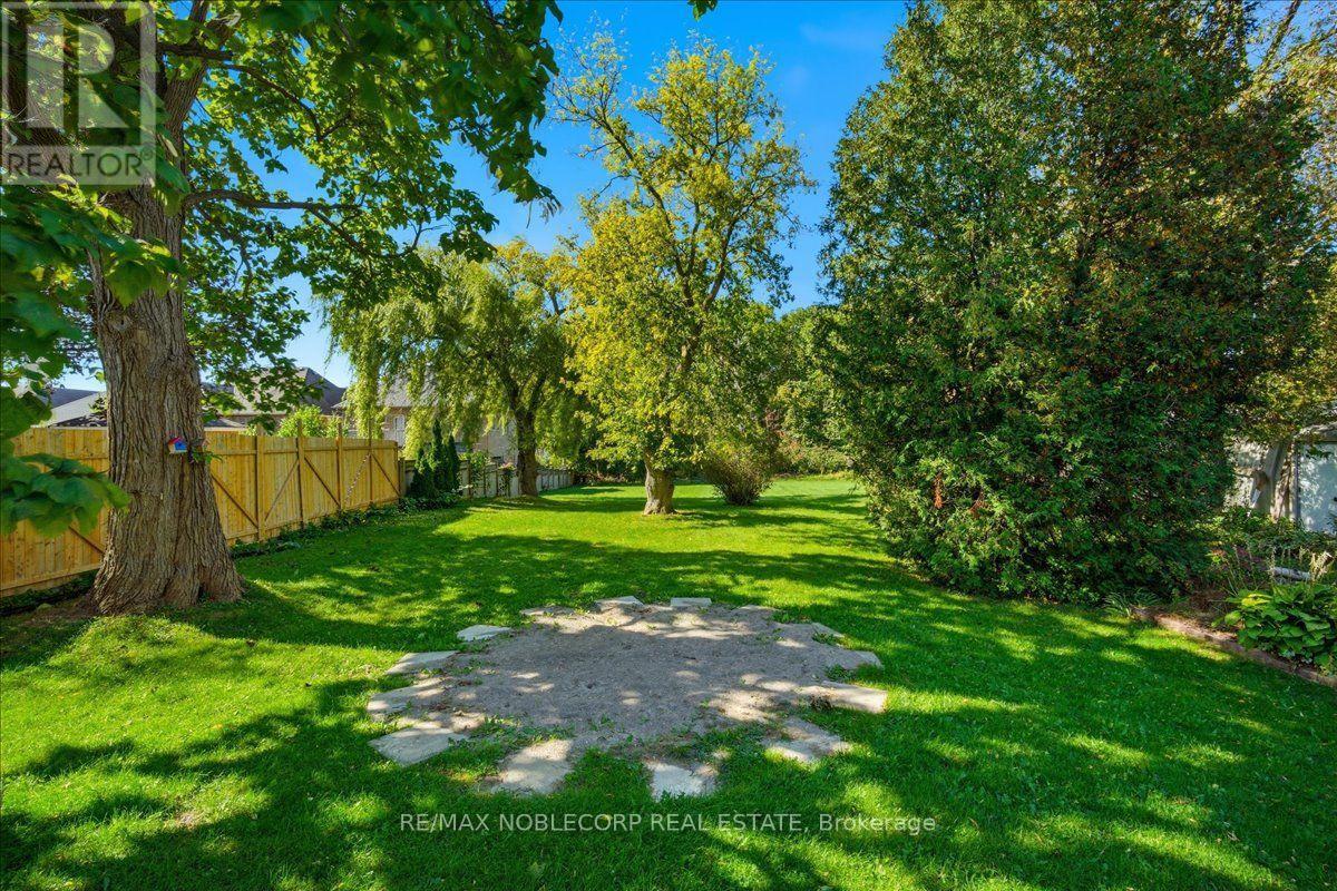 518 Rosebank Road, Pickering, Ontario  L1W 2N5 - Photo 11 - E13878900