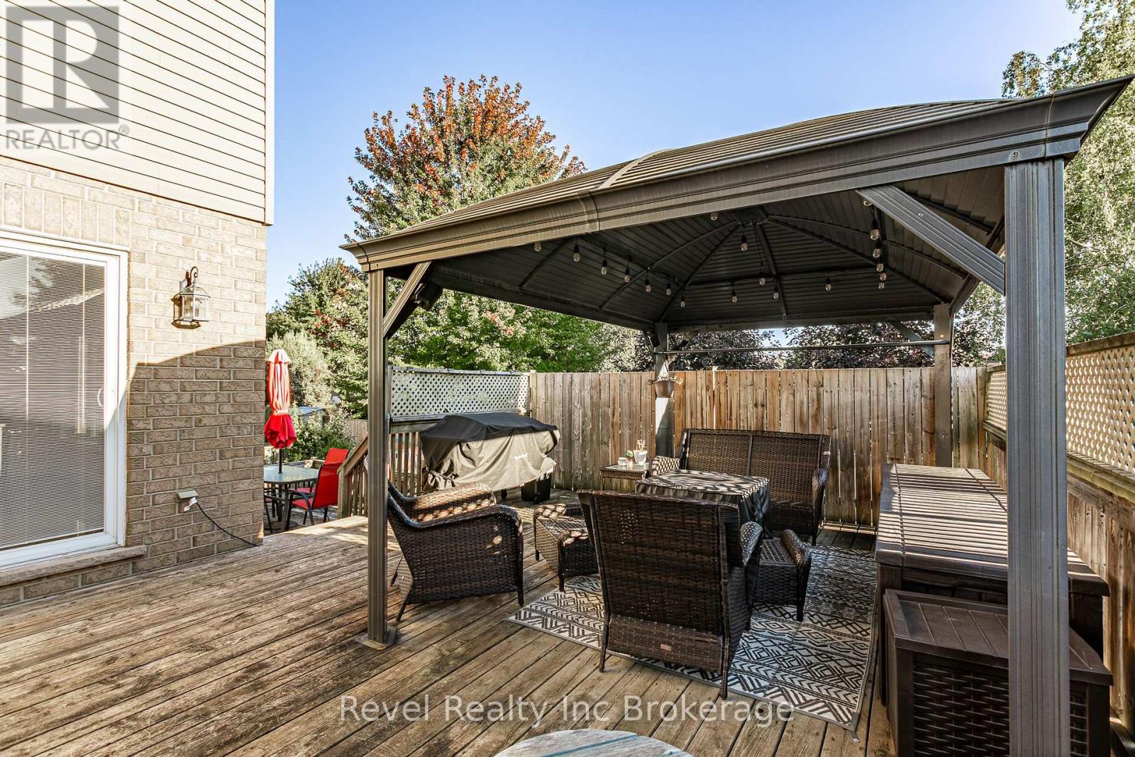 53 Applewood Street, Blandford-Blenheim, Ontario  N0J 1S0 - Photo 36 - X13833616