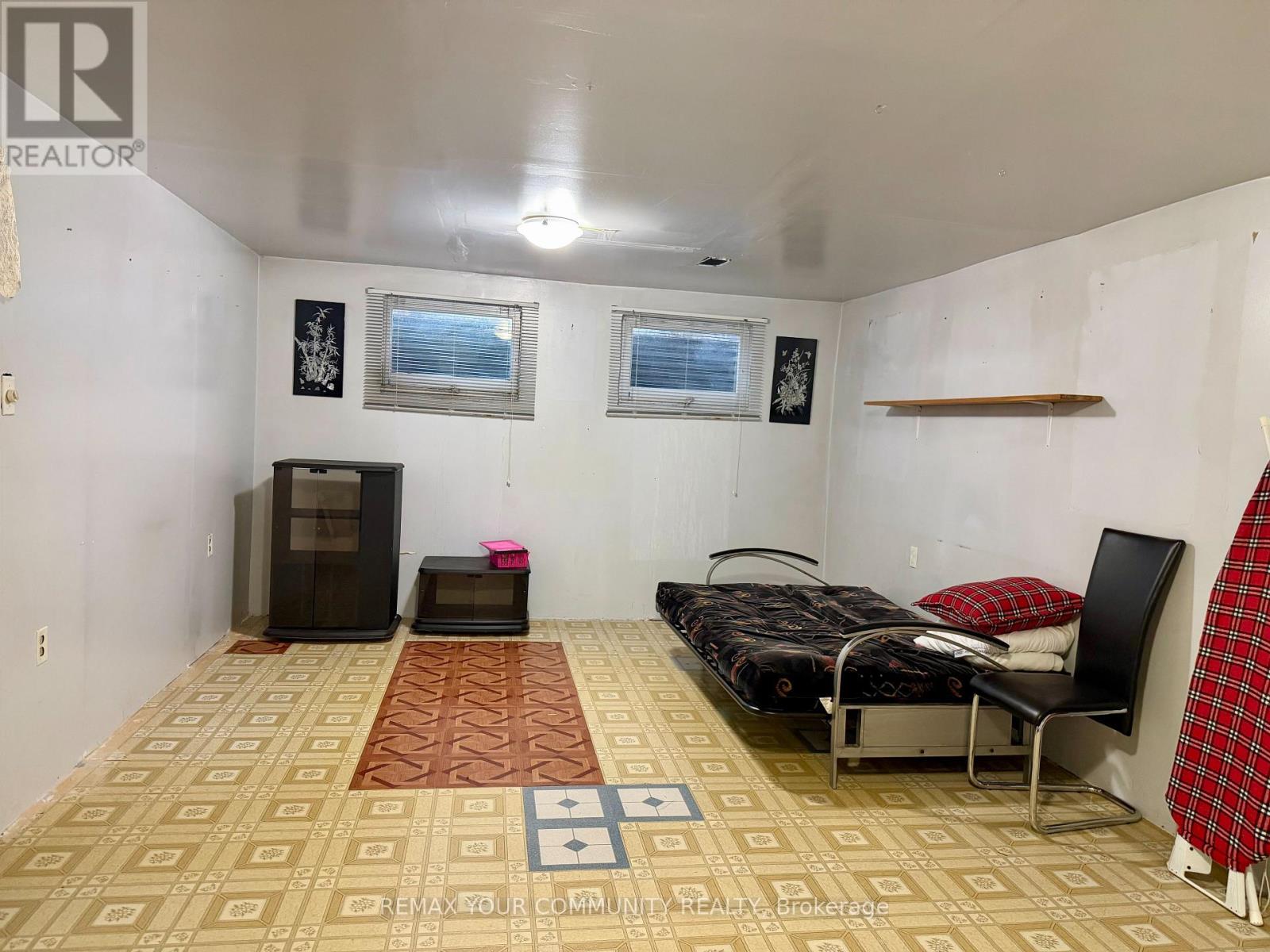 15 Hutcherson Square, Toronto, Ontario  M1B 1C5 - Photo 6 - E13884378