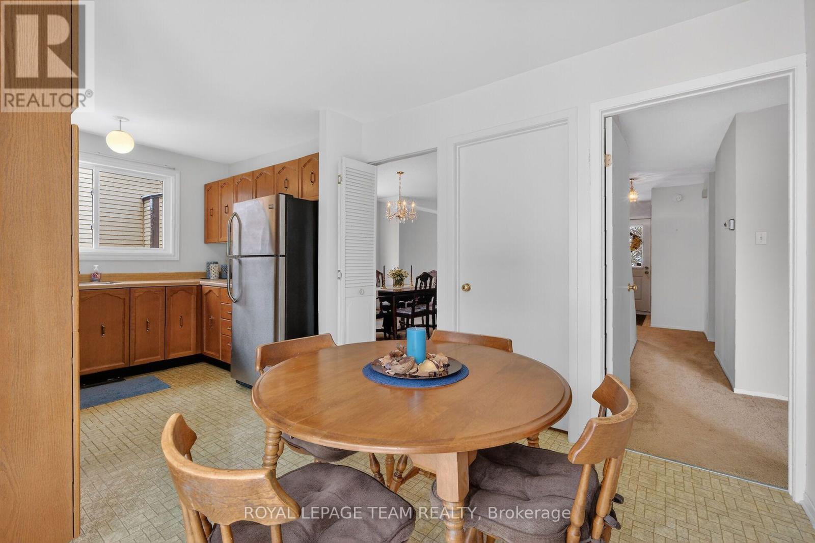 97 Huntsman Crescent, Ottawa, Ontario  K2M 1H8 - Photo 9 - X13885590