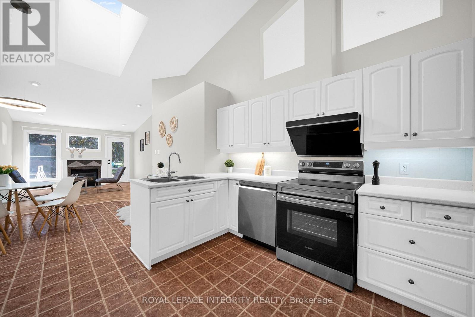 804 Hot Springs Way, Ottawa, Ontario  K1V 1R9 - Photo 13 - X13885594