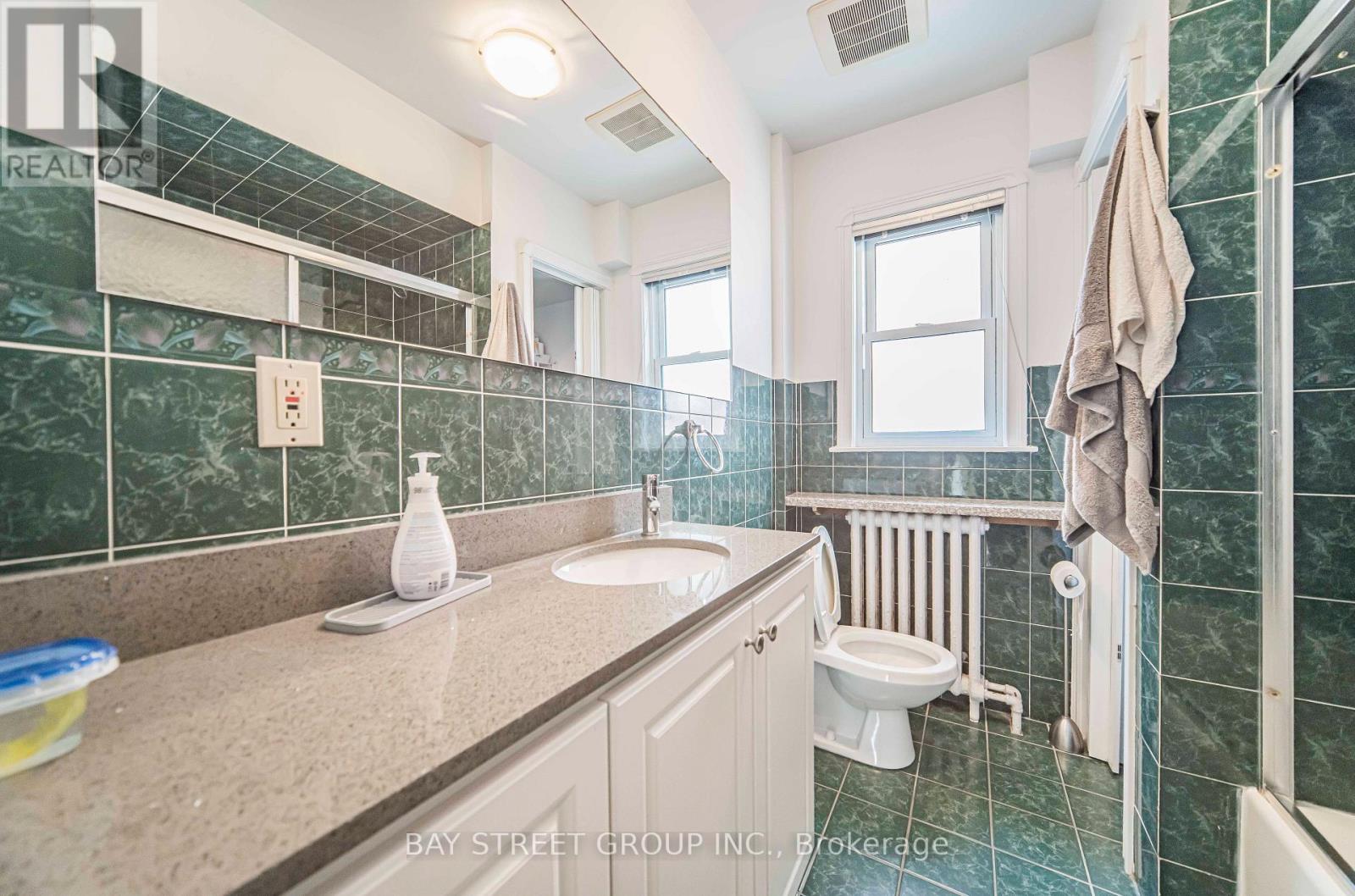 65 Spadina Road, Toronto, Ontario  M5R 2T1 - Photo 19 - C13885592