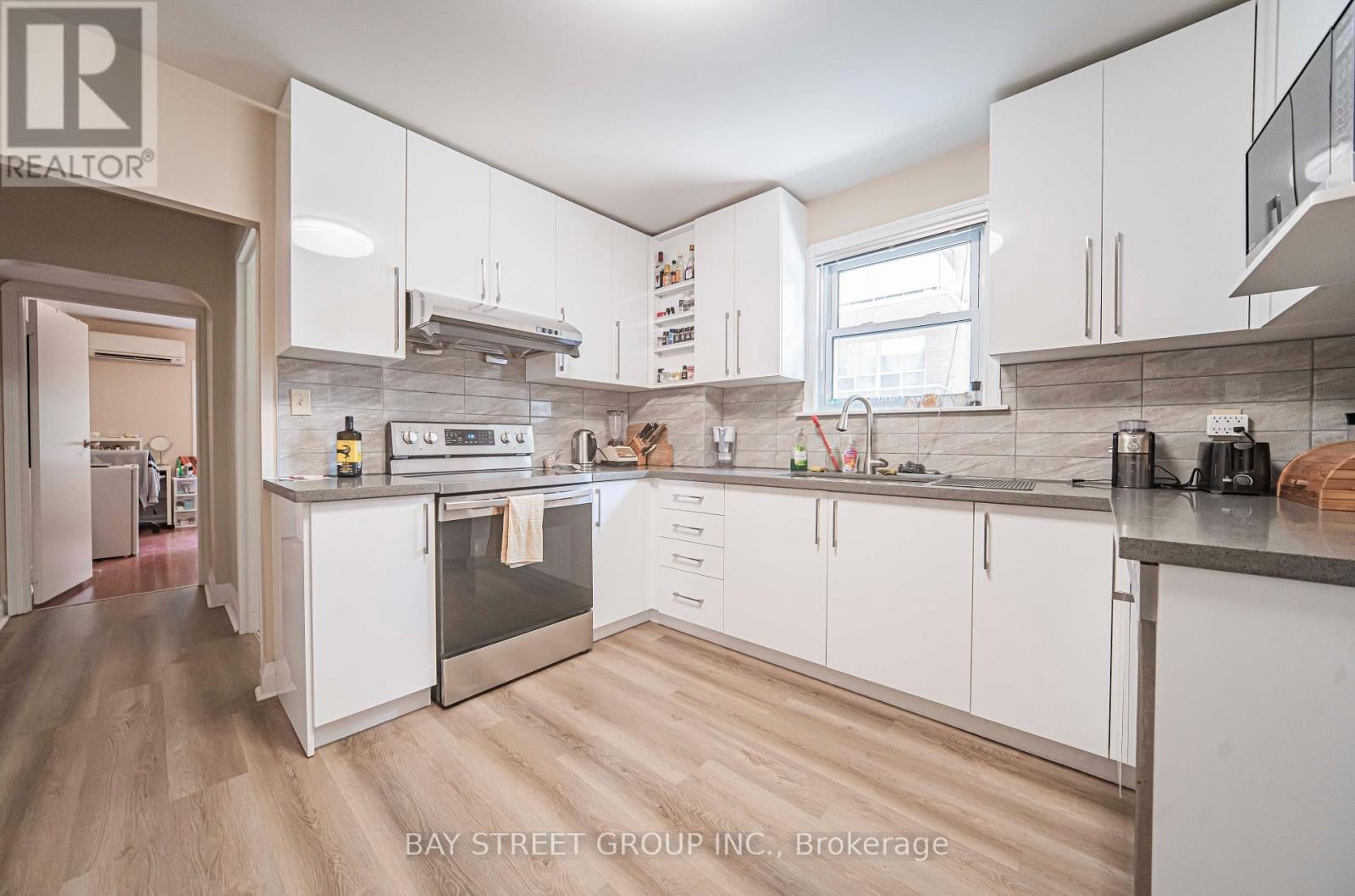 65 Spadina Road, Toronto, Ontario  M5R 2T1 - Photo 5 - C13885592