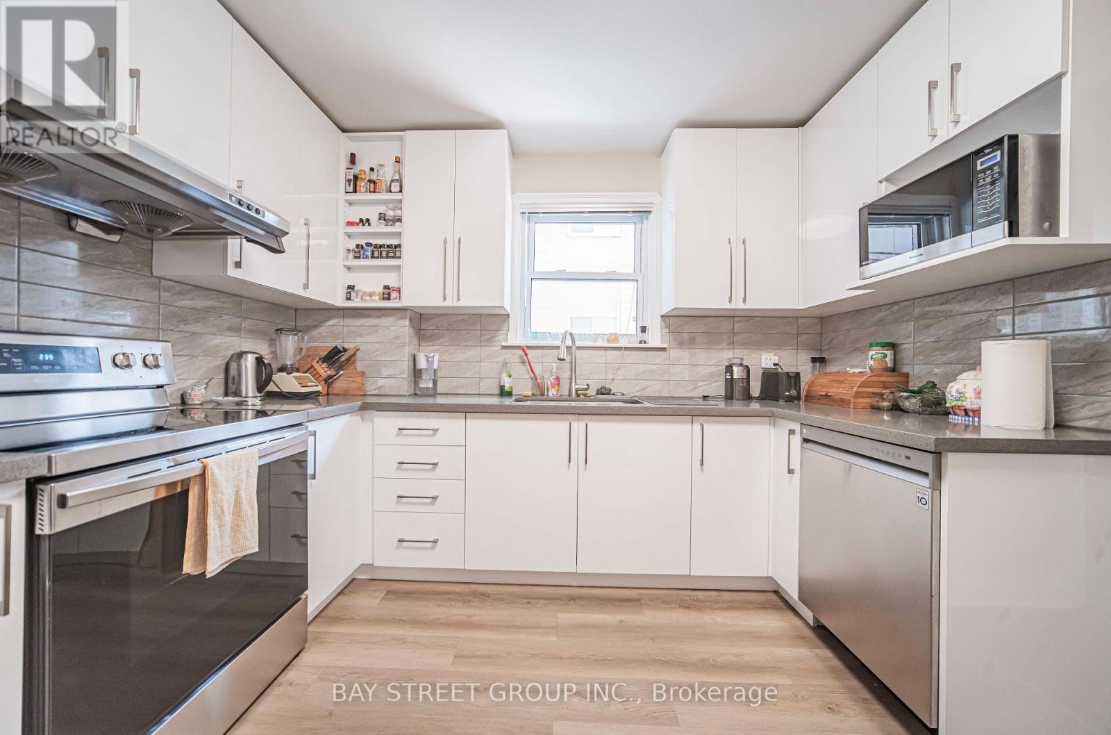 65 Spadina Road, Toronto, Ontario  M5R 2T1 - Photo 6 - C13885592