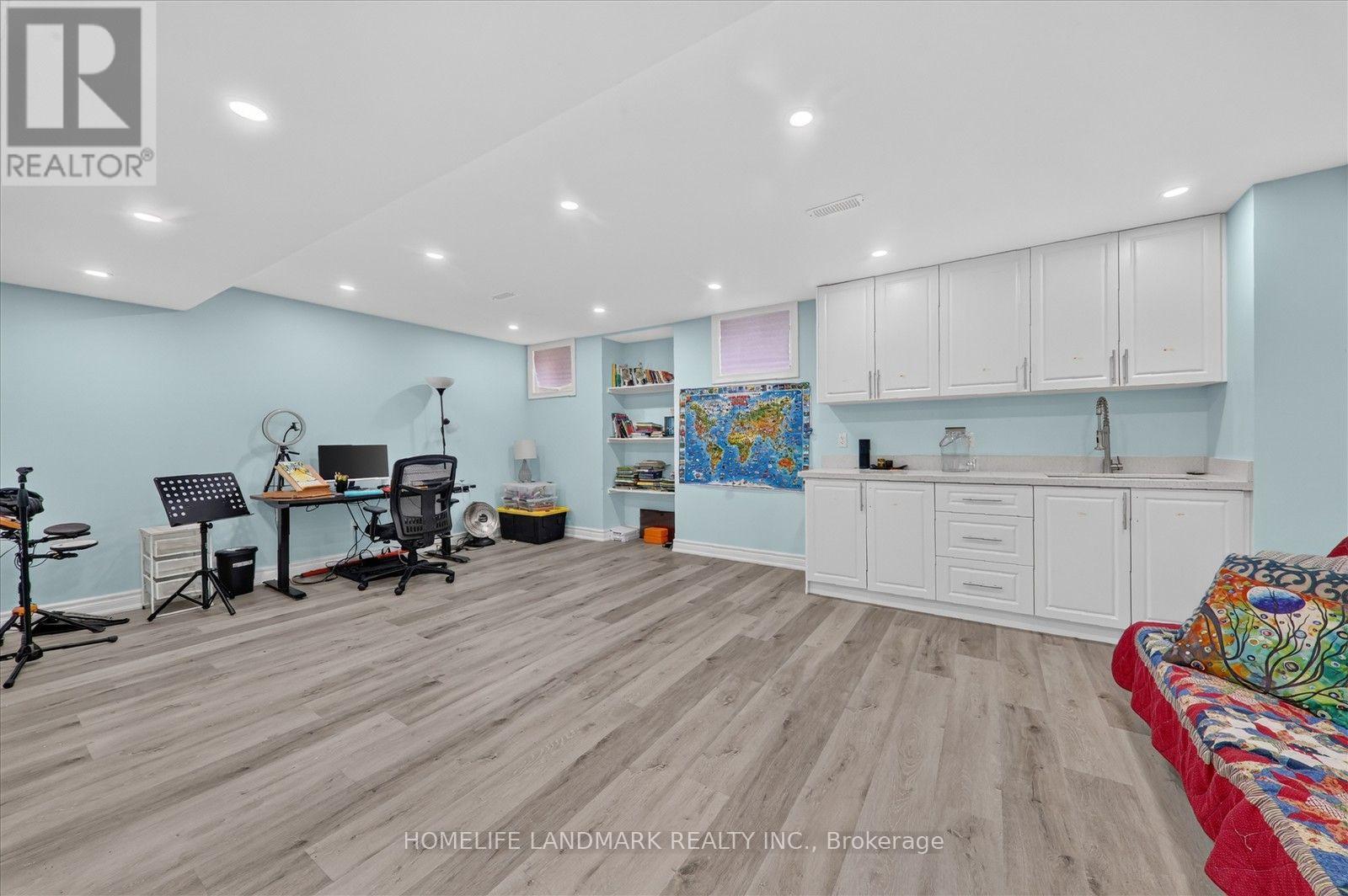 3 Wheelwright Drive, Richmond Hill, Ontario  L4E 5A5 - Photo 37 - N13885604