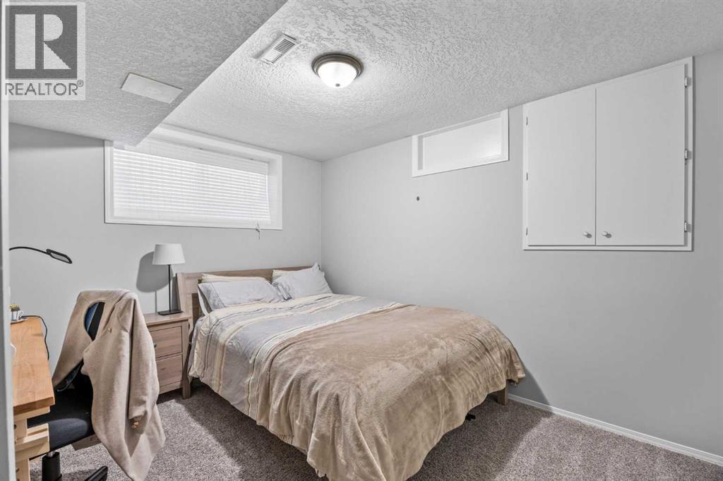 311 Glamorgan Crescent Sw, Calgary, Alberta  T3E 5B7 - Photo 38 - A2350961