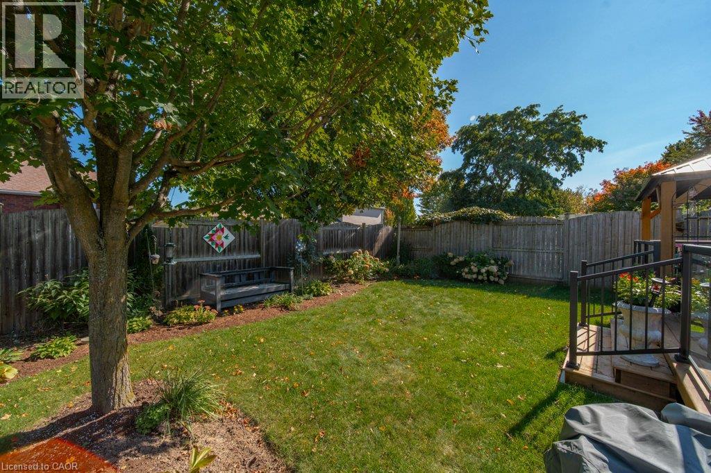 587 Sandbanks Crescent, Waterloo, Ontario  N2V 2K4 - Photo 43 - 40869750