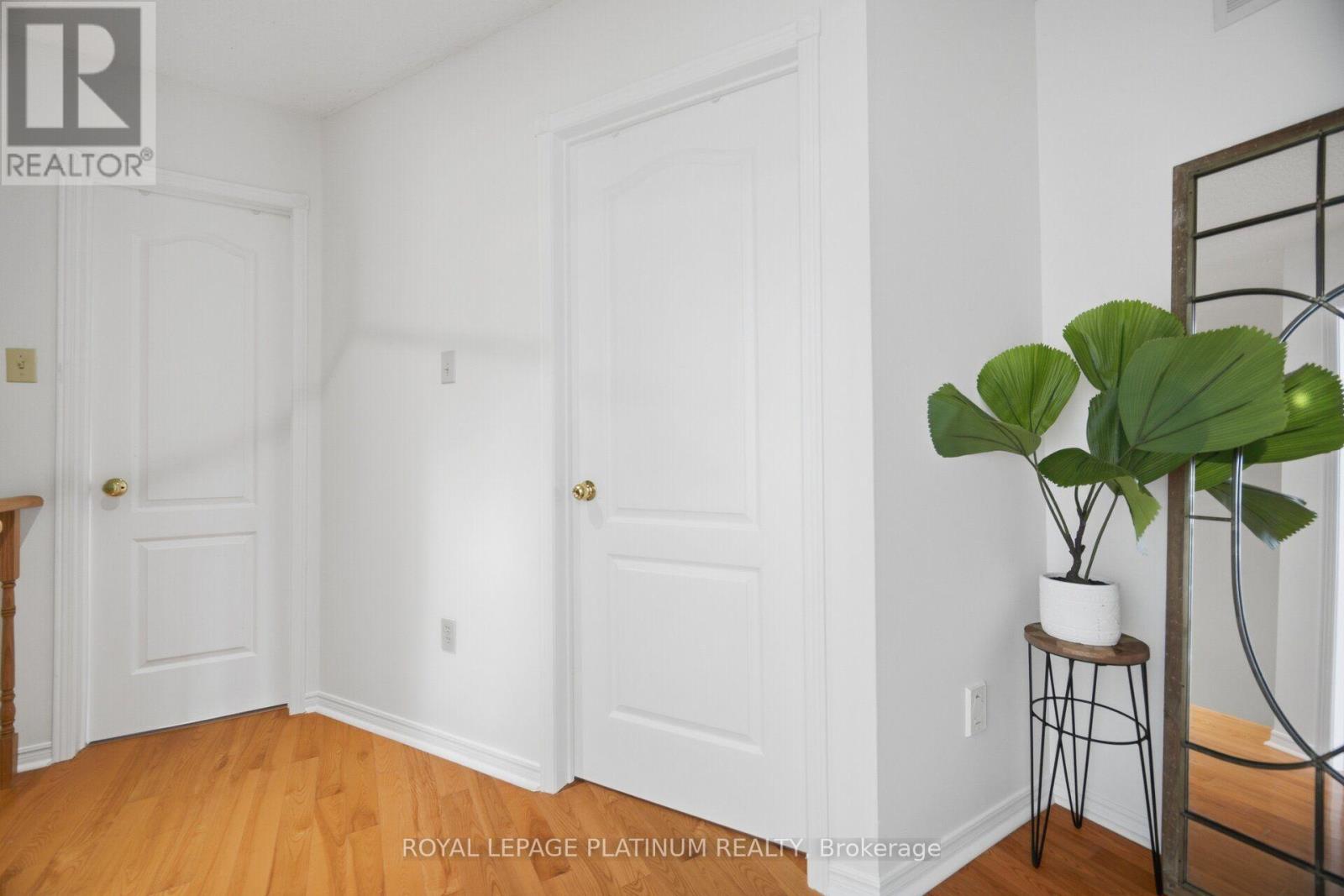 514 Tipton Court, Mississauga, Ontario  L5R 3M6 - Photo 21 - W13885626
