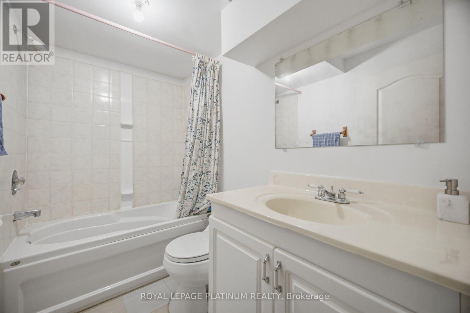 514 Tipton Court, Mississauga, Ontario  L5R 3M6 - Photo 31 - W13885626
