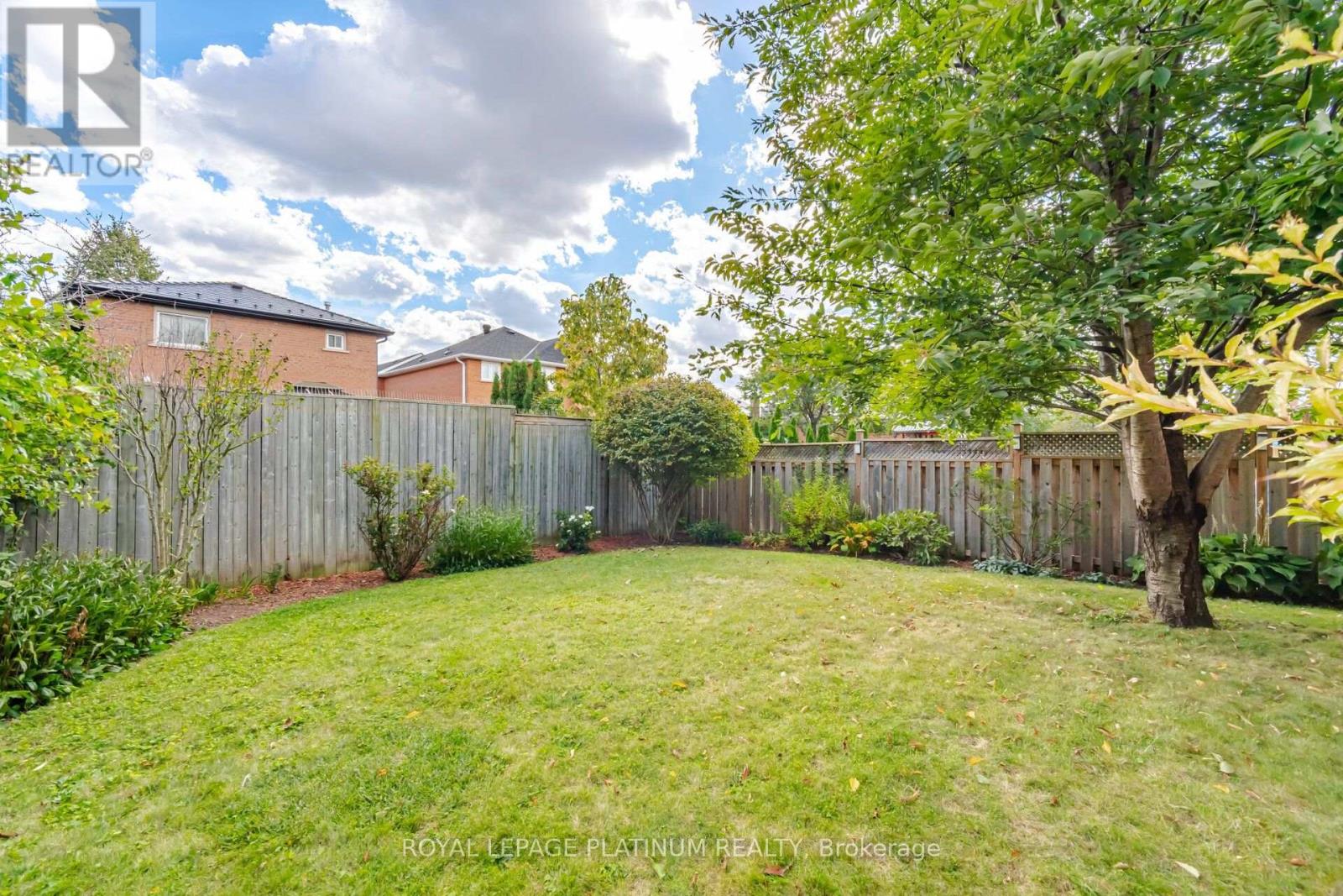 514 Tipton Court, Mississauga, Ontario  L5R 3M6 - Photo 35 - W13885626