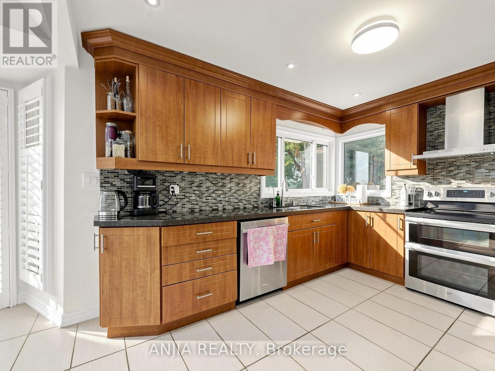 50 Hollingham Road, Markham, Ontario  L3R 7X4 - Photo 14 - N13884256