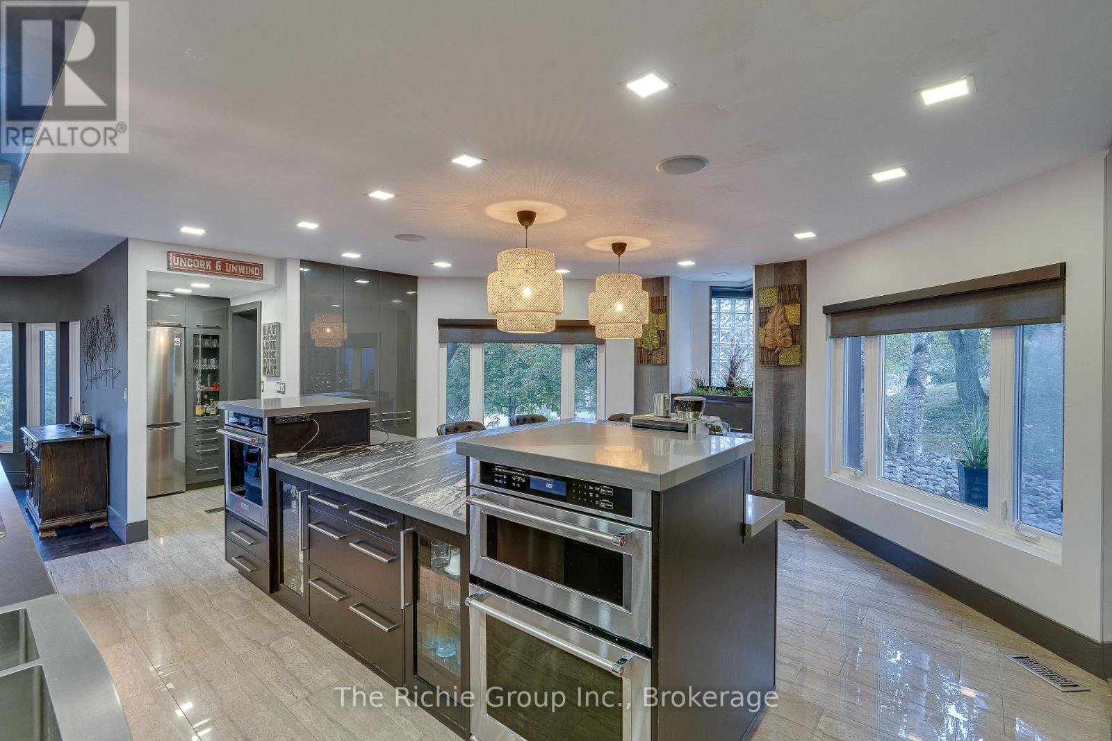 21 Bartley Drive, Caledon, Ontario  L7E 0N1 - Photo 6 - W13857336