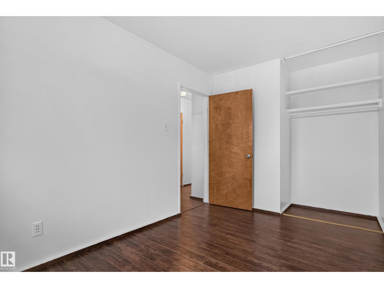 5504 105 AV NW